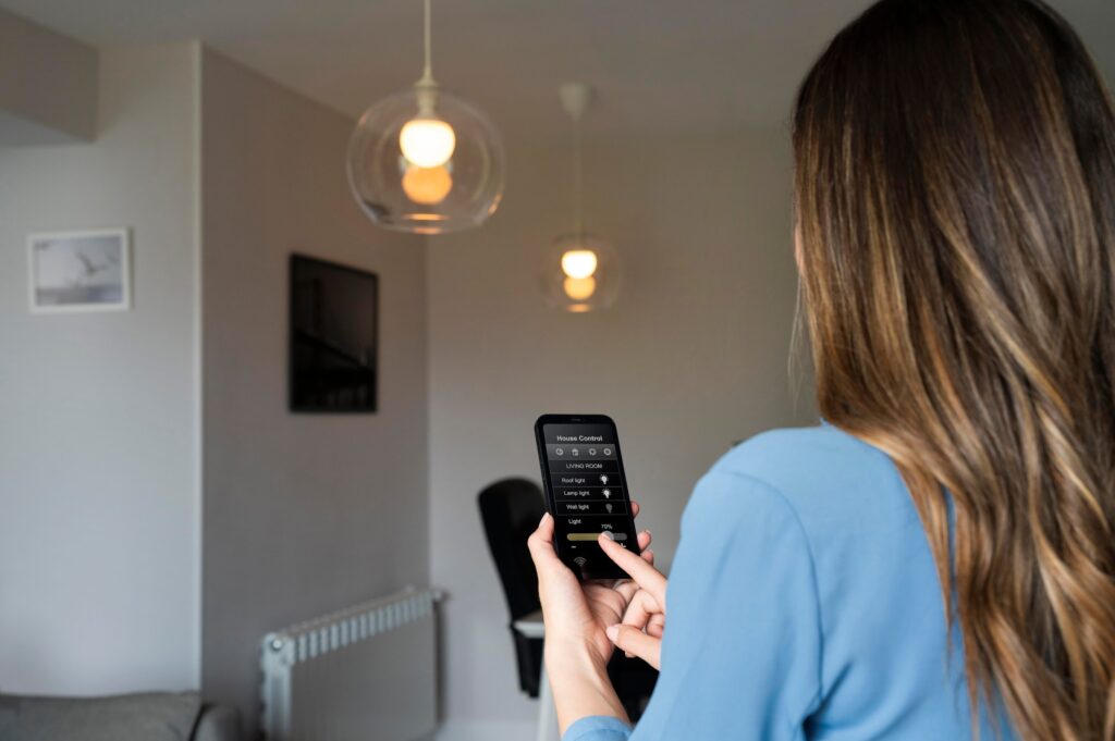 Reduce energy consumption with smart home devices